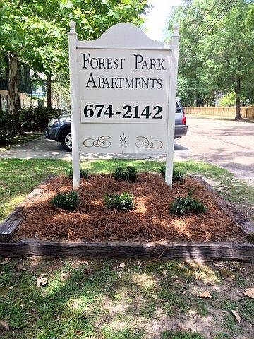 1st image of 1232 Park Dr