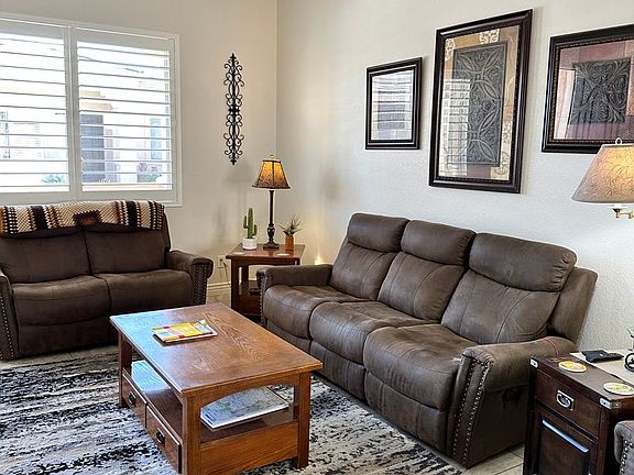 4th image of 3470 Candlewood #103