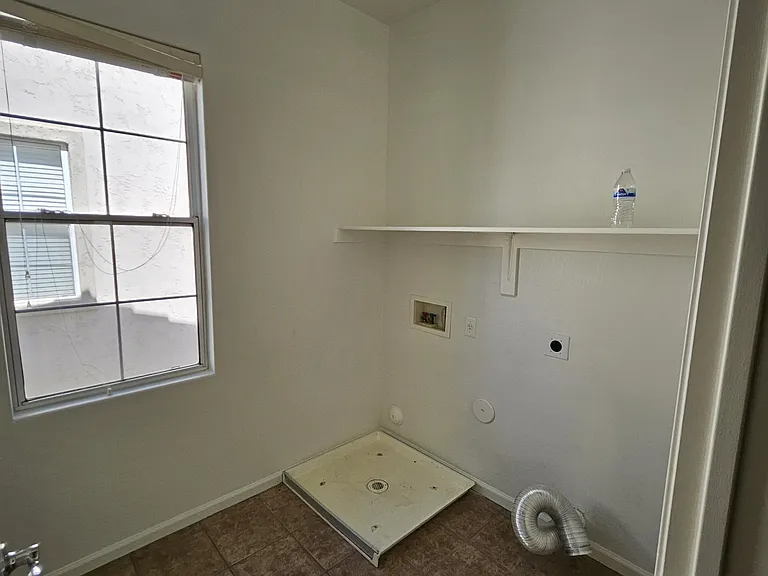 2065 E Hulet Pl — Photo 13