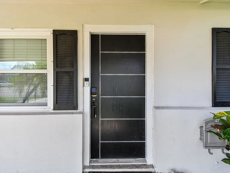 8611 Driftwood Dr — Photo 12