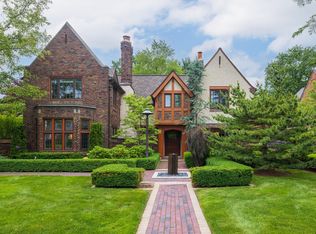 813 Trombley Rd, Grosse Pointe Park, MI 48230