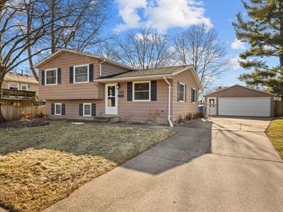 5534 31st Avenue Ct, Moline, IL, 61265