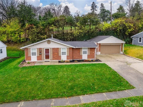 1130 Primrose Dr, Dayton, OH 45449