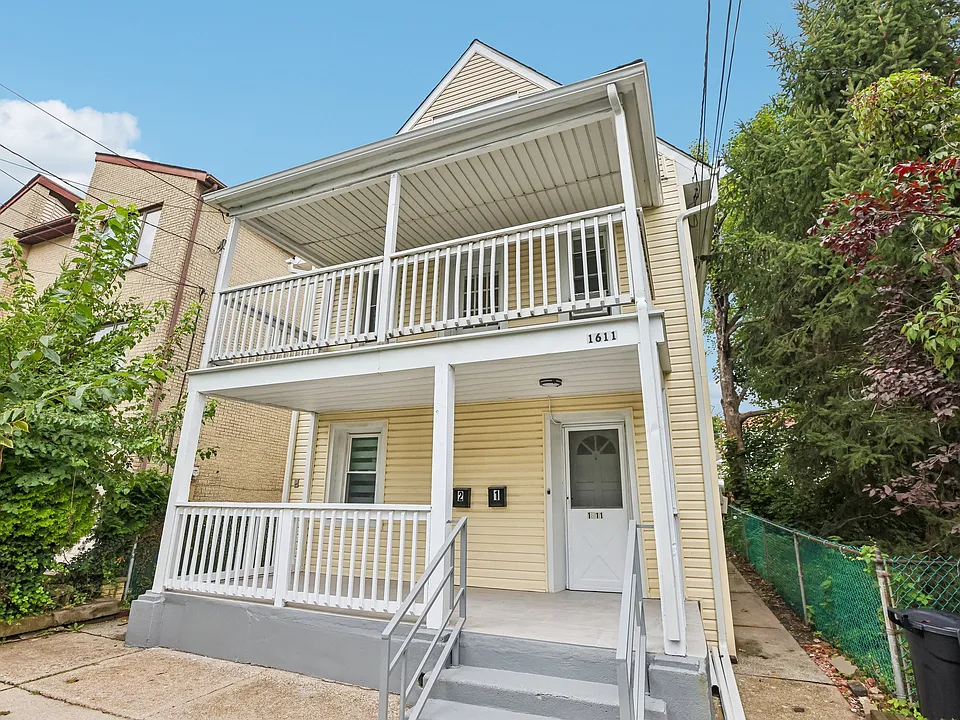 1611 Ann St #2