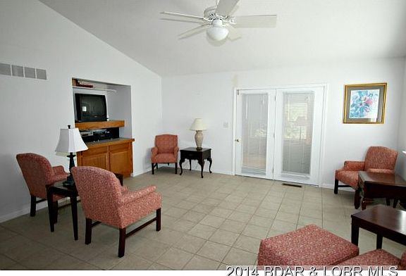 4th image of 208 Park Place Dr