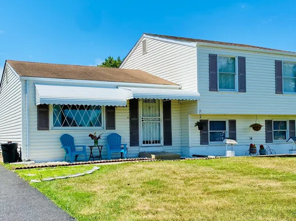 520 Shore Dr, Joppa, MD 21085