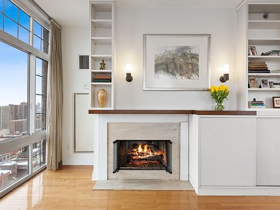 2nd image of 272 W 107th St APT 21B