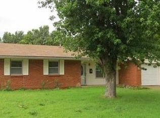 822 S 13th Ave, Fairview, OK 73737