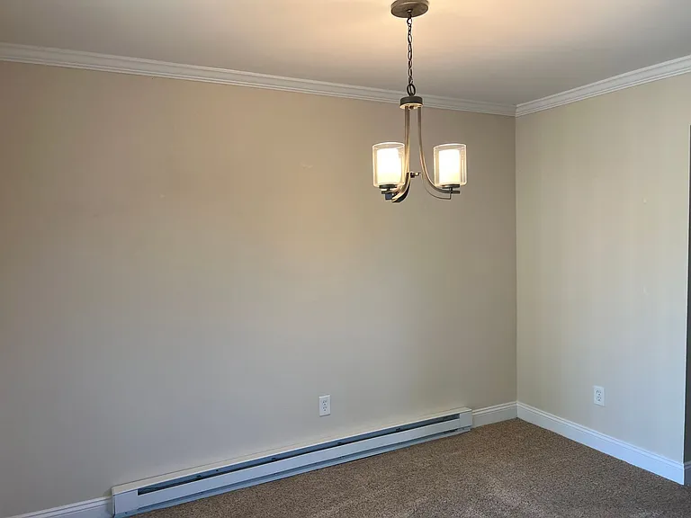 Robin Hood Apartments — Photo 12