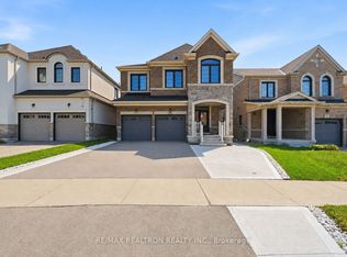 55 Bartram Cres #B, Bradford West Gwillimbury, ON L3Z 4L8