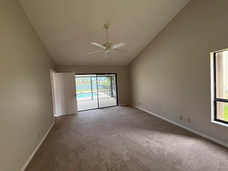 9215 Sun Pointe Dr — Photo 9