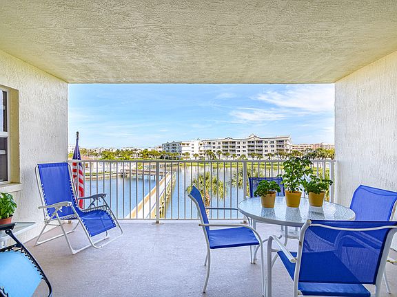 3rd image of 8921 Lake Dr APT B304