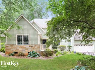 8908 Harpers Grove Ln, Clemmons, NC 27012
