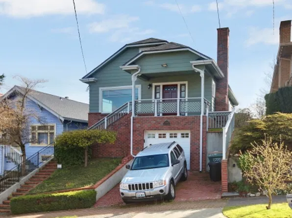 2722 Mayfair Ave N, Seattle, WA 98109