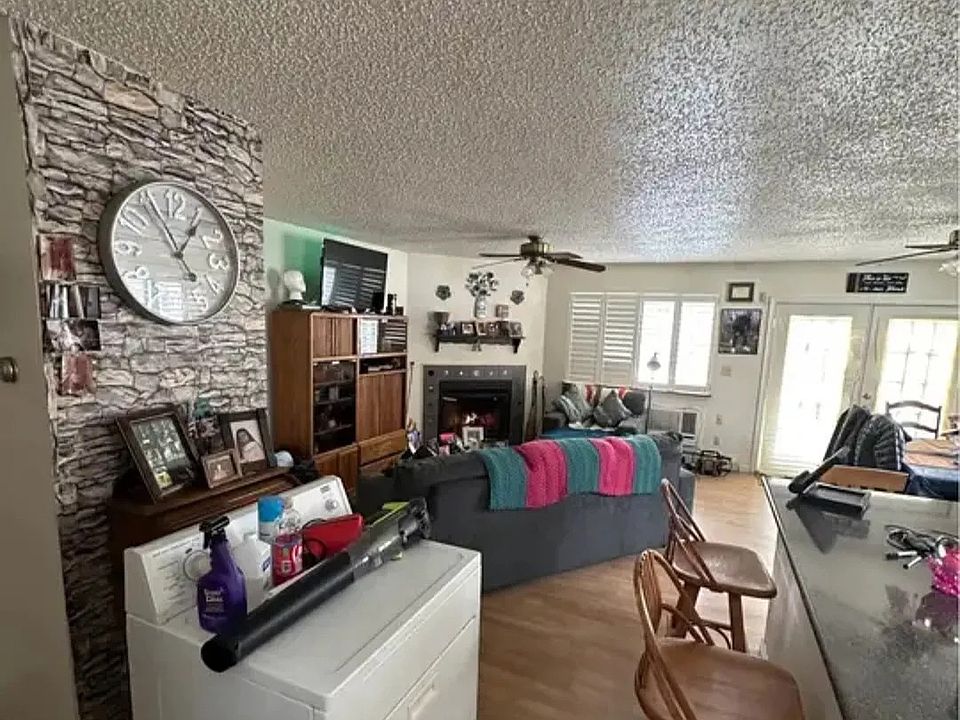 2nd image of 23 Edelweiss Dr #0