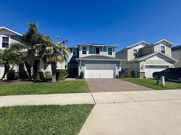 2nd image of 3615 Voyager Ln