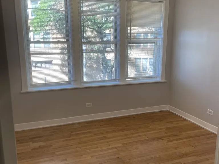 5256 W North Ave — Photo 6