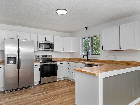 5th image of 532 Charles Road