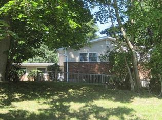 5 Jean Ln, Monsey, NY 10952