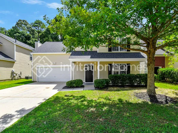 5736 Brookfield Pointe Dr, Charlotte, NC 28216