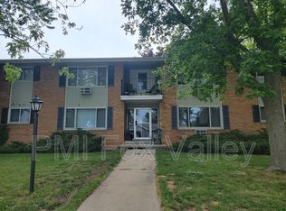 1135 Moreland St, Oshkosh, WI 54902