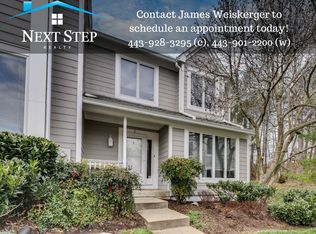8 Stone Row Ct, Cockeysville, MD 21030