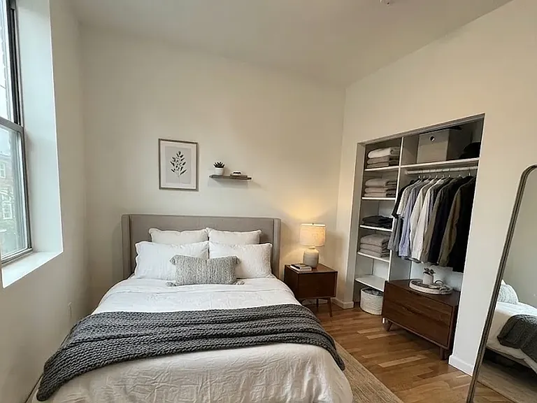 329 Menahan St #1A — Photo 11