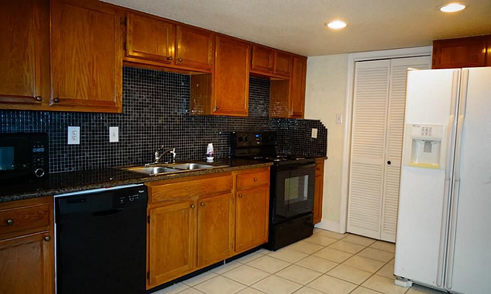 1st image of 14777 Wunderlich Dr APT 2110