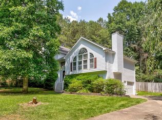 172 Springwater Trce, Woodstock, GA 30188