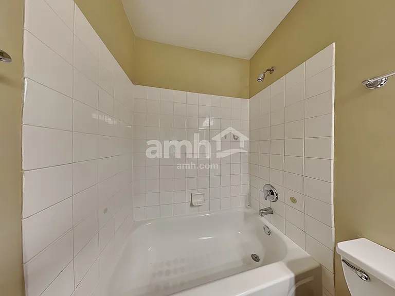 2707 Steamboat Cir — Photo 17