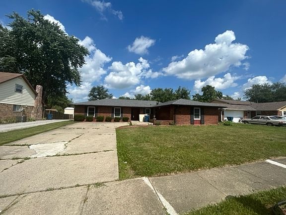 3rd image of 2611 Kay Ellen Dr