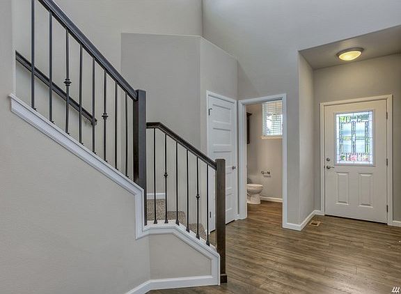 2nd image of 4834 Pintail Ct NE