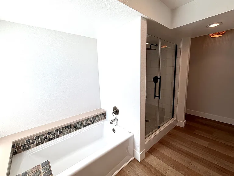 1345 Sunrise Cir N — Photo 23