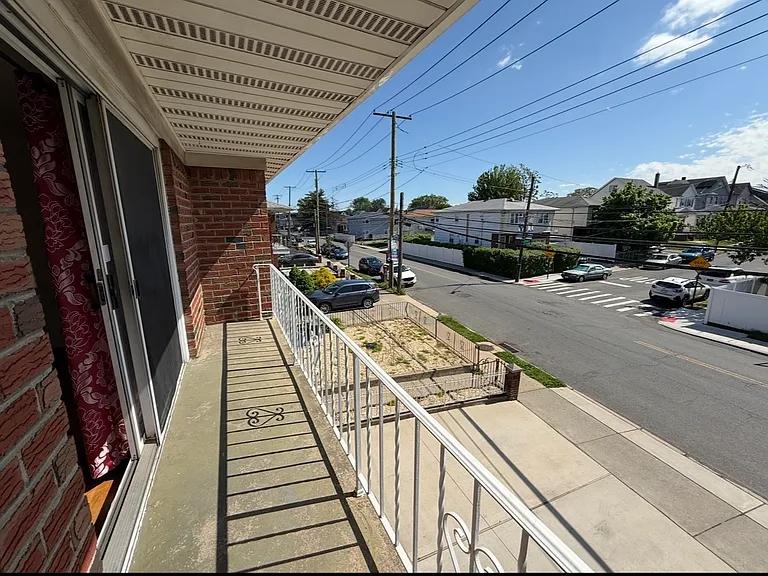704 Port Richmond Ave #2 — Photo 13