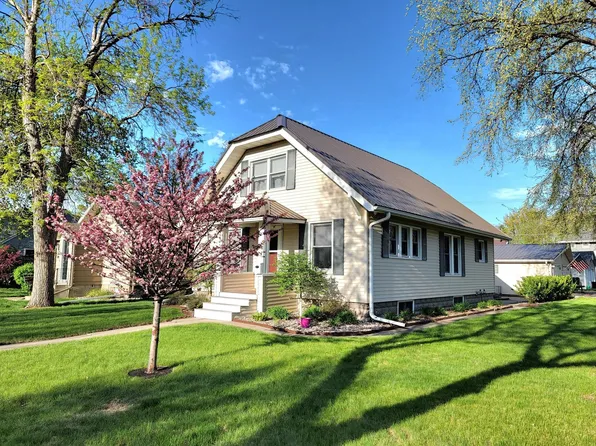 923 N Washington St, Aberdeen, SD 57401