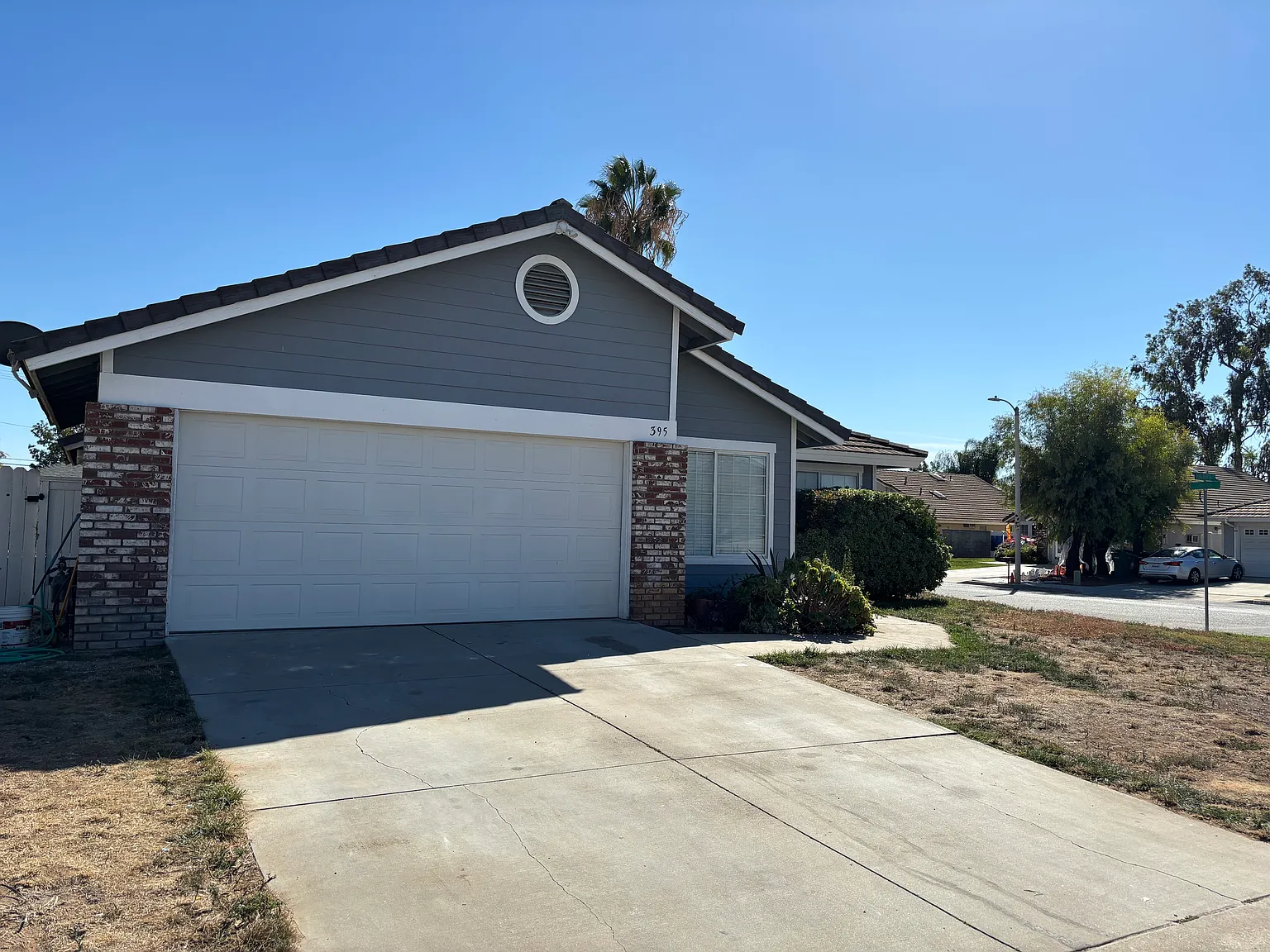 3 bed, 1448 sqft, $2,595 — Photo 2