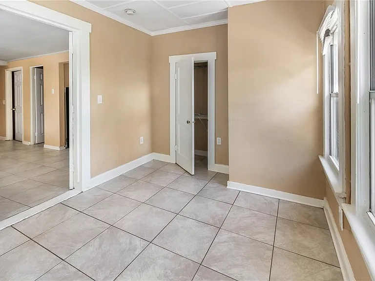 418 E Amelia Ave #C — Photo 8