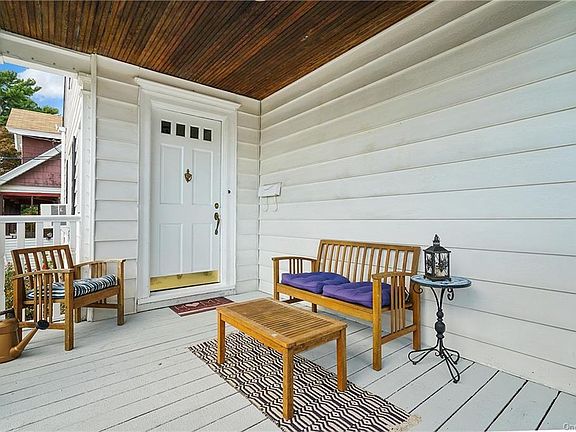 4th image of 204 Hayward St