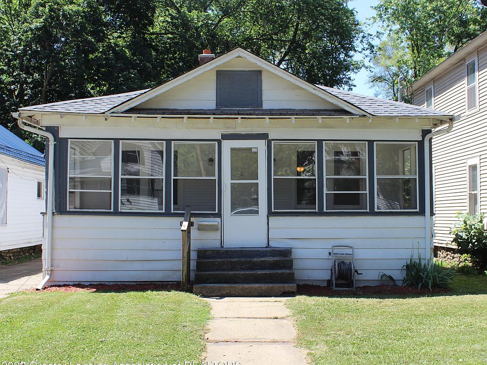 1st image of 148 Kingman Ave E