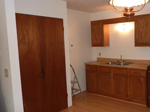 2993 N Creek Rd, Palmyra, NY