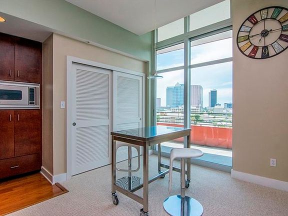 5th image of 1120 E Kennedy Blvd Unit 832