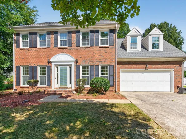 6605 Mimosa St, Indian Trail, NC 28079