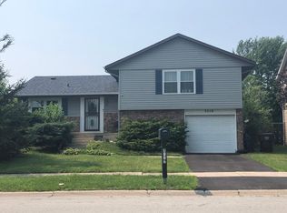 3510 Fountainbleau Dr, Hazel Crest, IL 60429