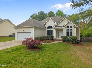 53 Riverstone Dr, Fuquay Varina, NC 27526
