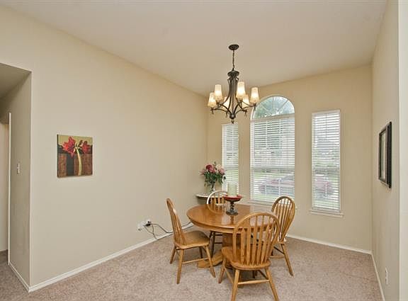 3rd image of 5520 Blue Spruce Ln