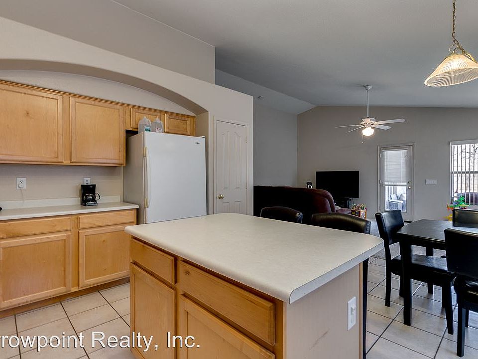 1st image of 4426 E Lone Cactus Dr