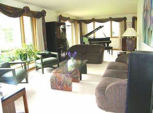 8020 Fairmount Ave, Downers Grove, IL 60516