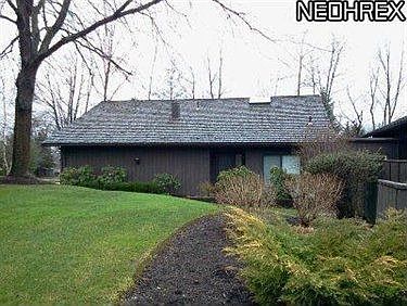 2nd image of 175-17 Hawthorne Dr