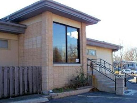5th image of 2 Holly Ln