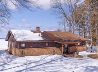 1453N Country Club Dr, Manistique, MI 49854